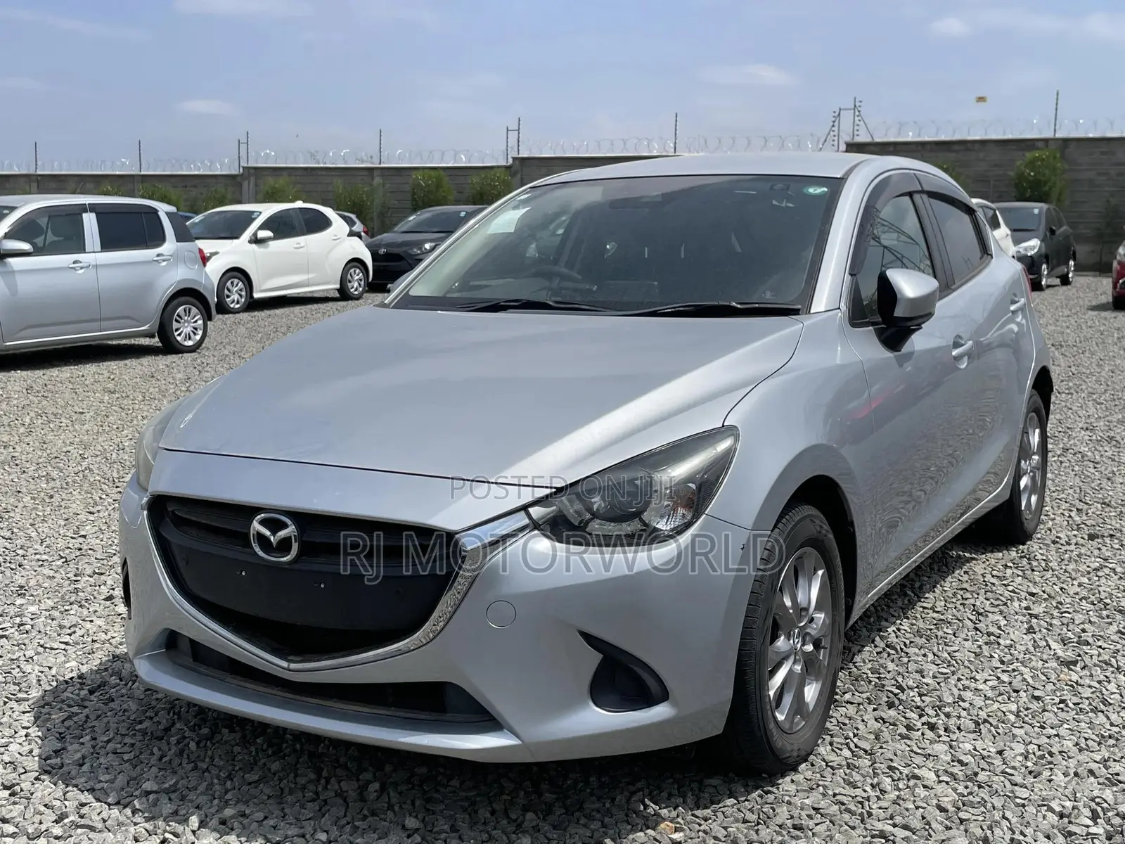 Mazda Demio 2019 Silver