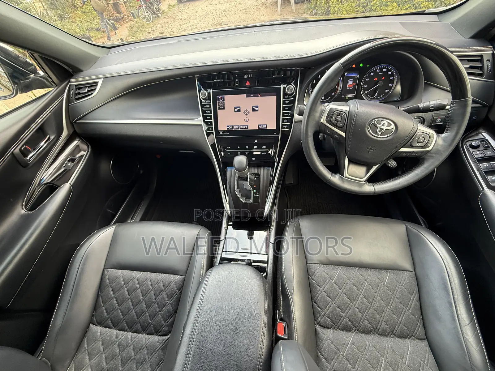 Toyota Harrier 2.0 2019 Black