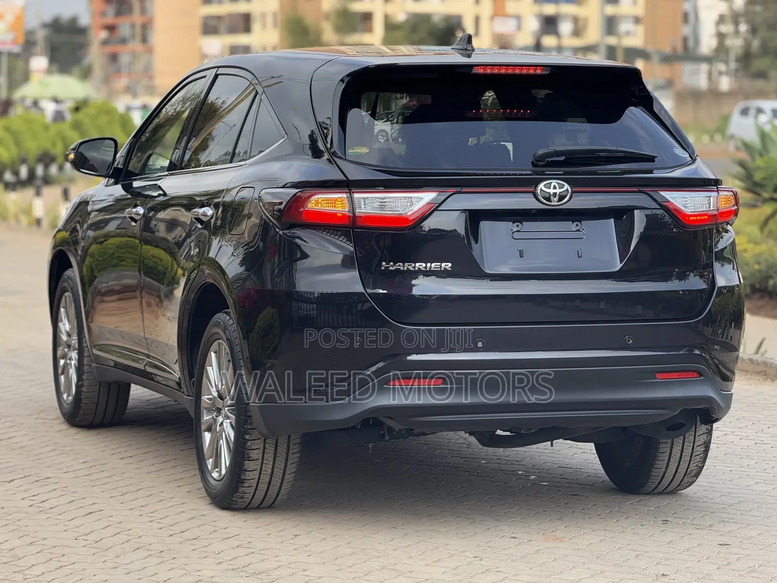 Toyota Harrier 2.0 2019 Black