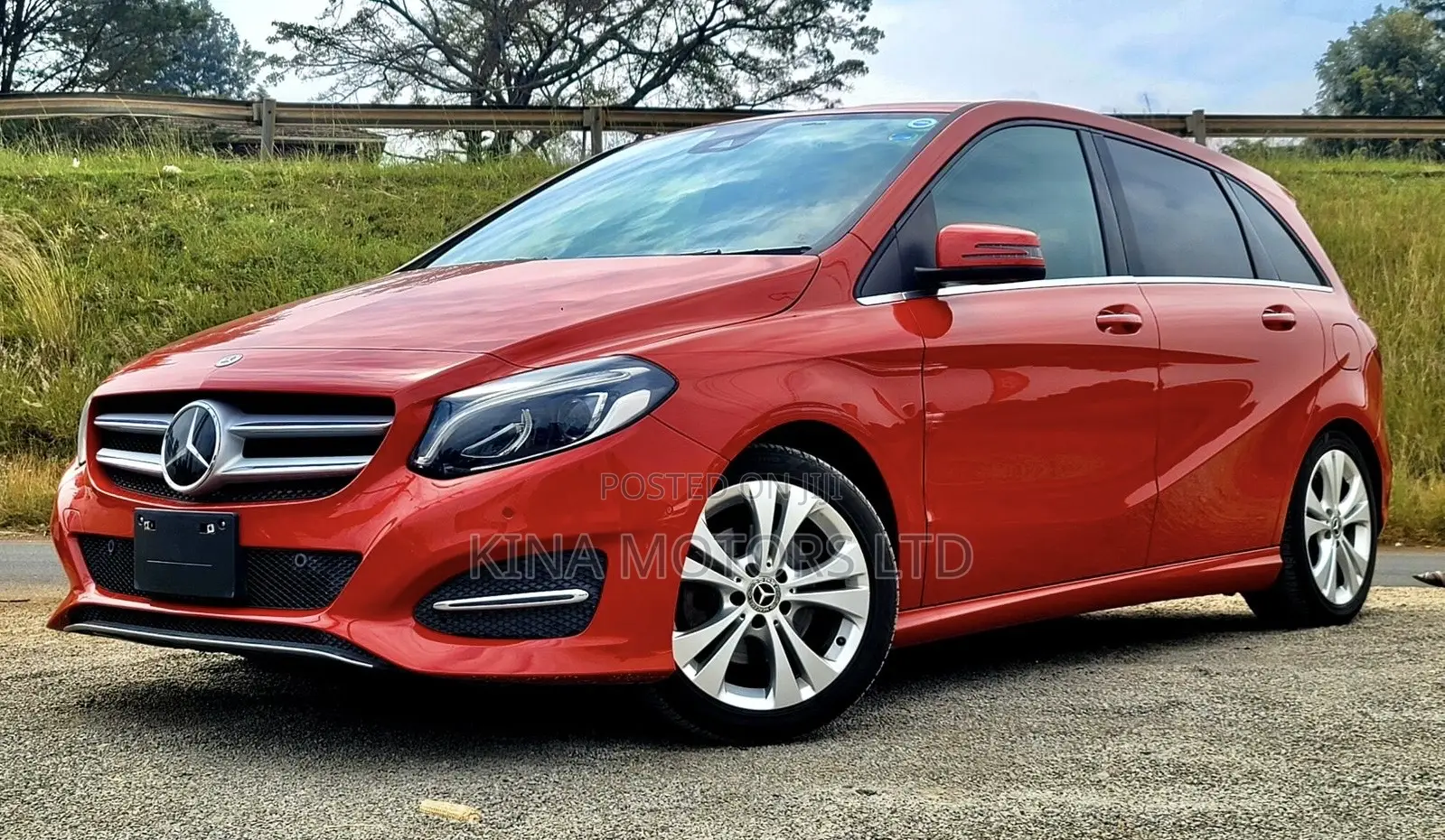 Mercedes-Benz B-Class B180 Petrol 2018 Red