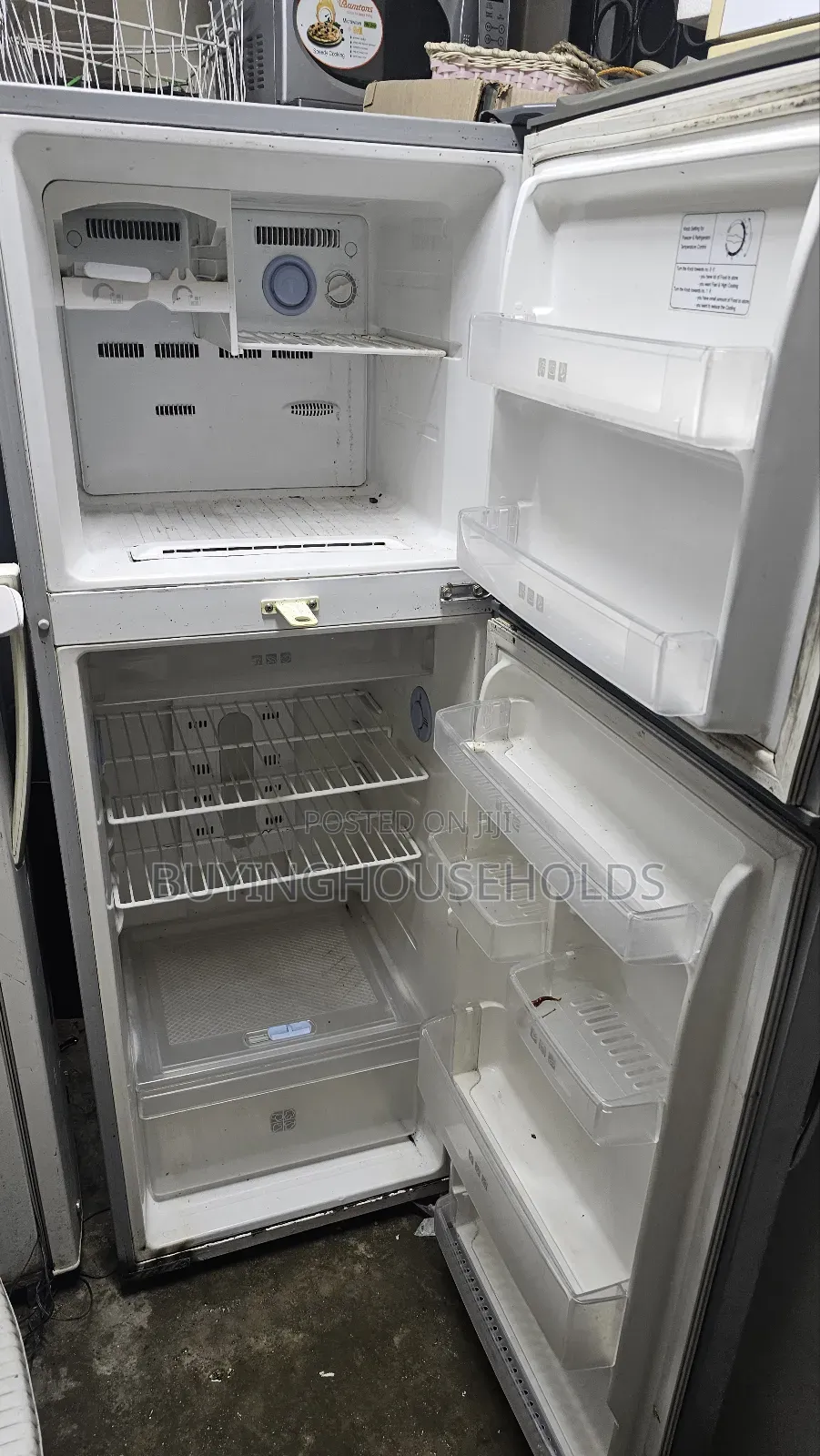 Samsung Exuk 250l No Frost Fridge
