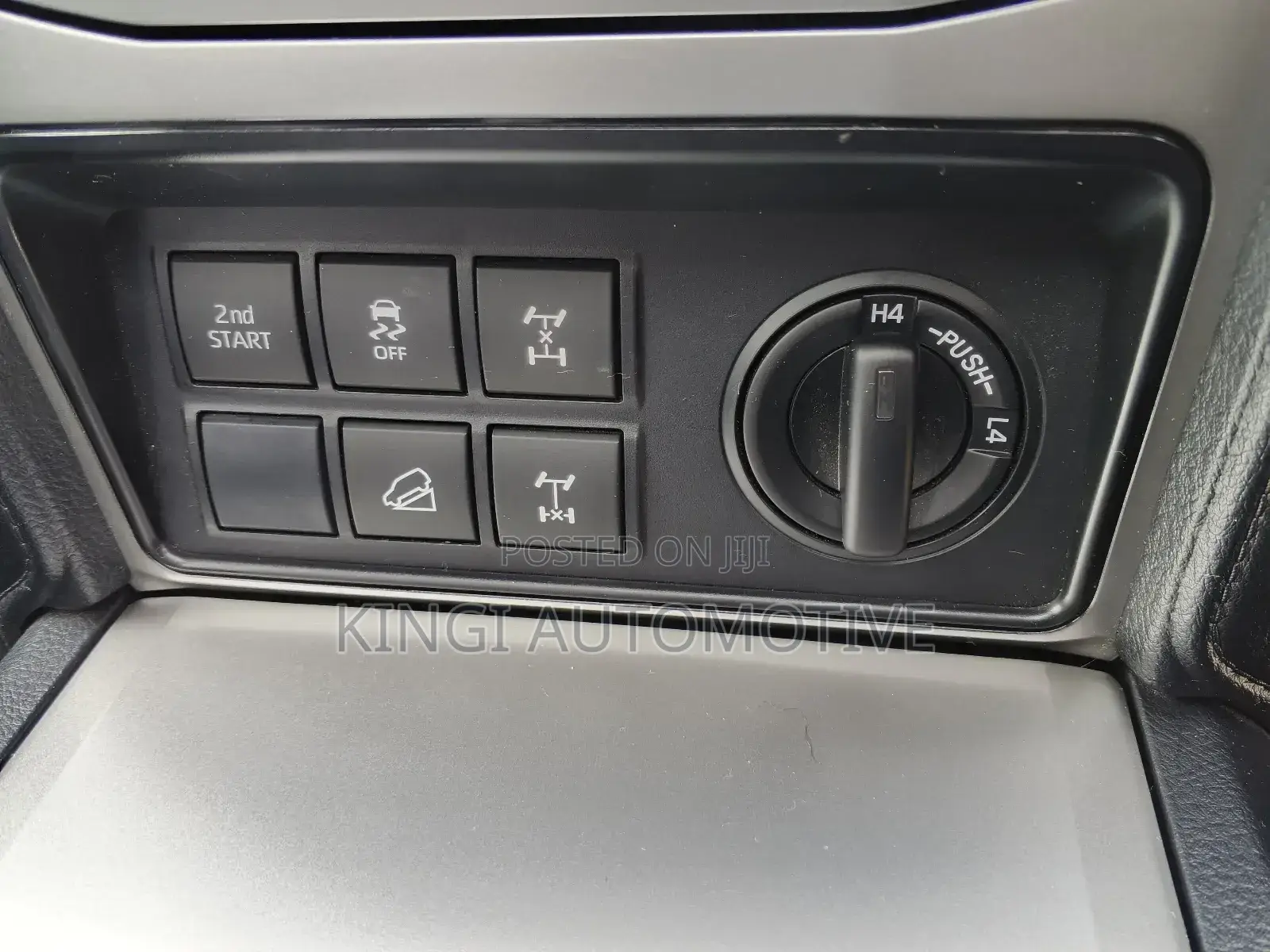 Toyota Land Cruiser Prado 2018 White