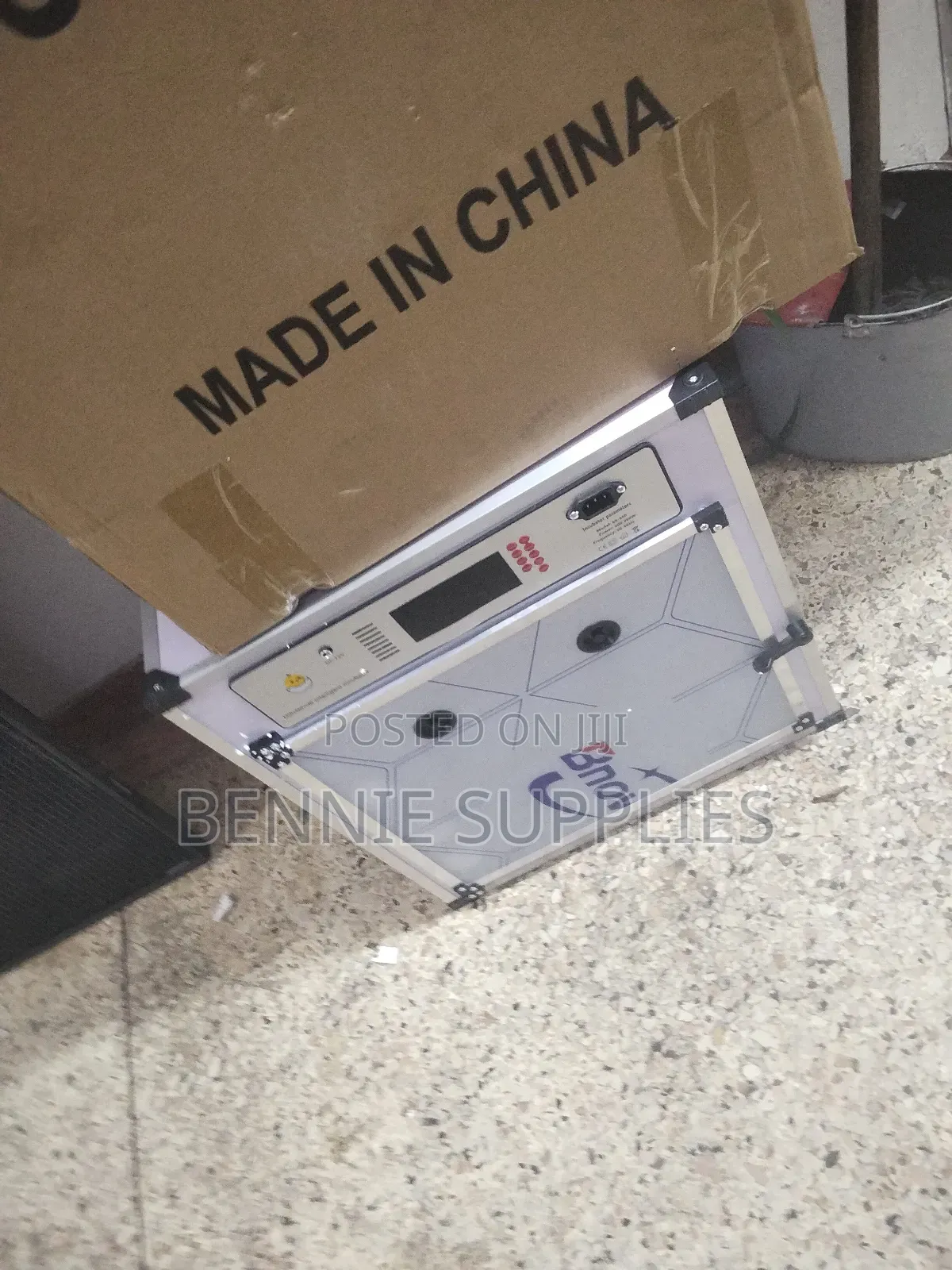 Suitable Egg Incubator / 204 Egg Incubator