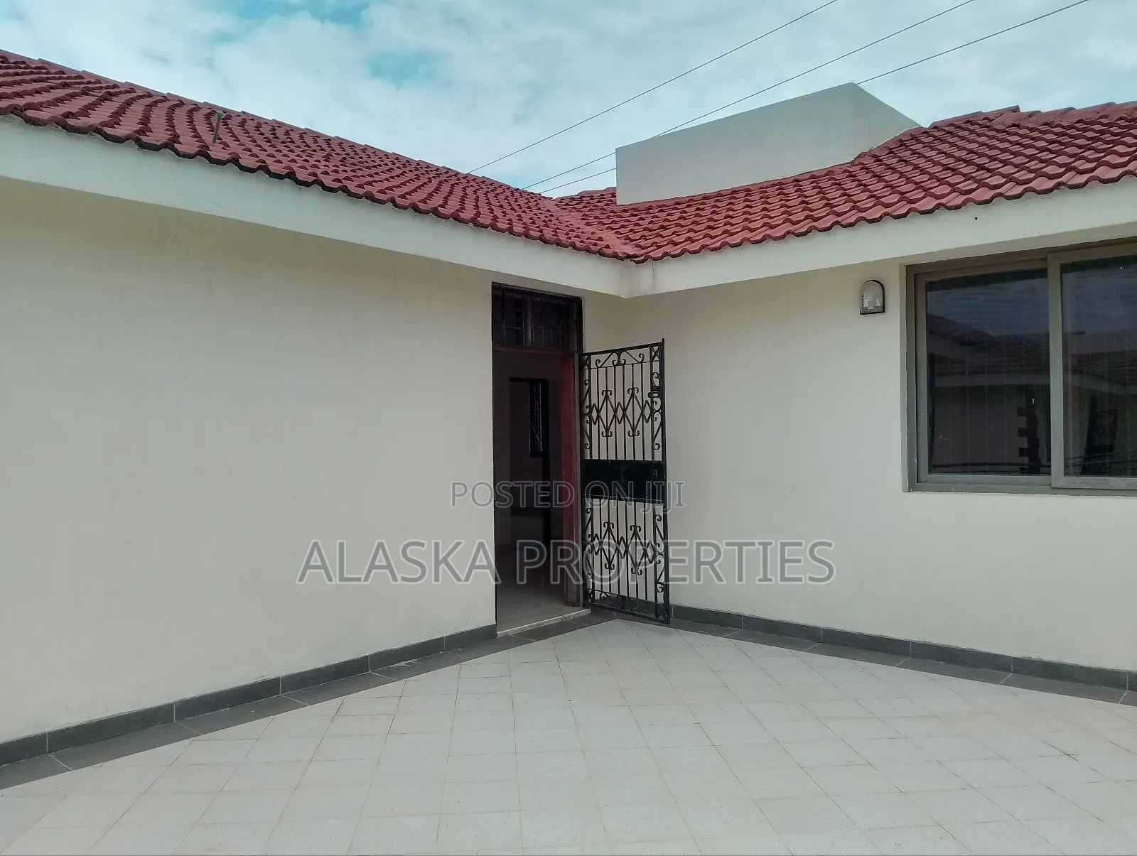 4bdrm Maisonette in Beach Road Estate, Nyali for rent
