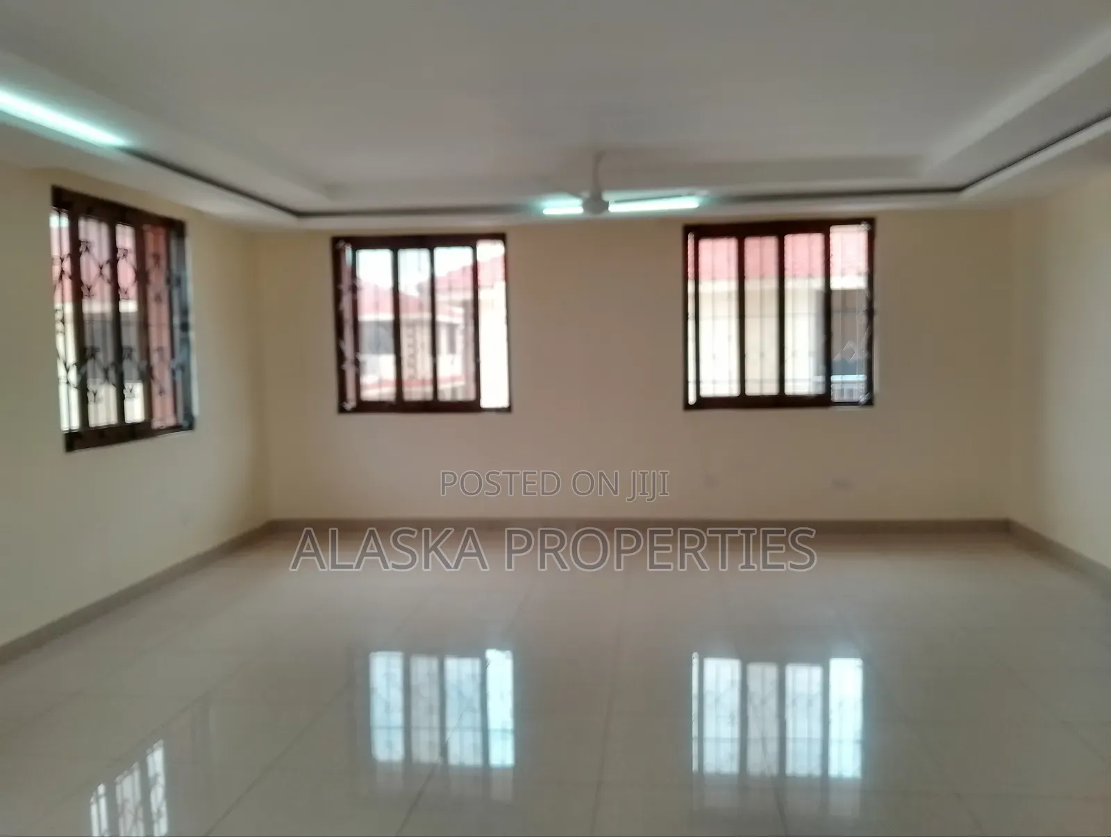 4bdrm Maisonette in Beach Road Estate, Nyali for rent