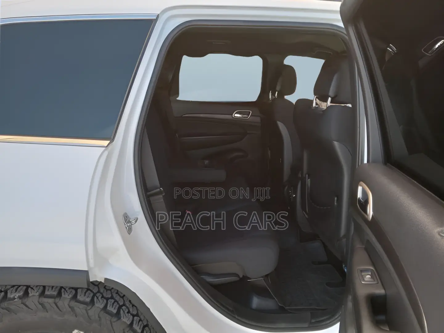 Jeep Grand Cherokee Limited 4dr SUV 4WD (3.6L 6cyl 8A) 2014 White
