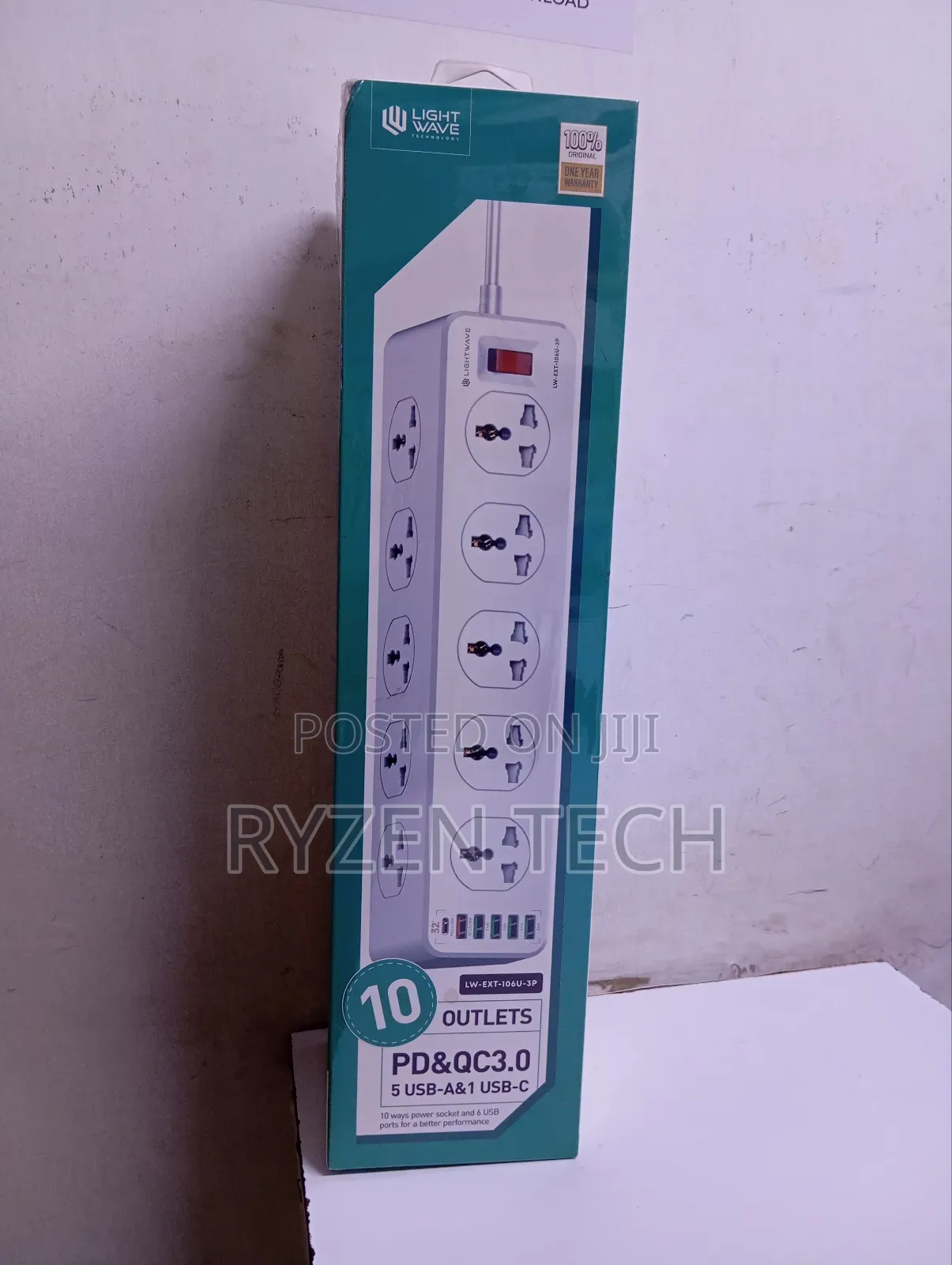 Lightwave 10ways Extension With Surge Protector ! 10ways