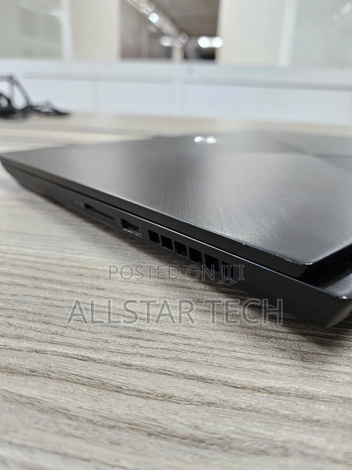 Laptop HP Omen 15-Dh002nr 16GB Intel Core I7 SSD 512GB