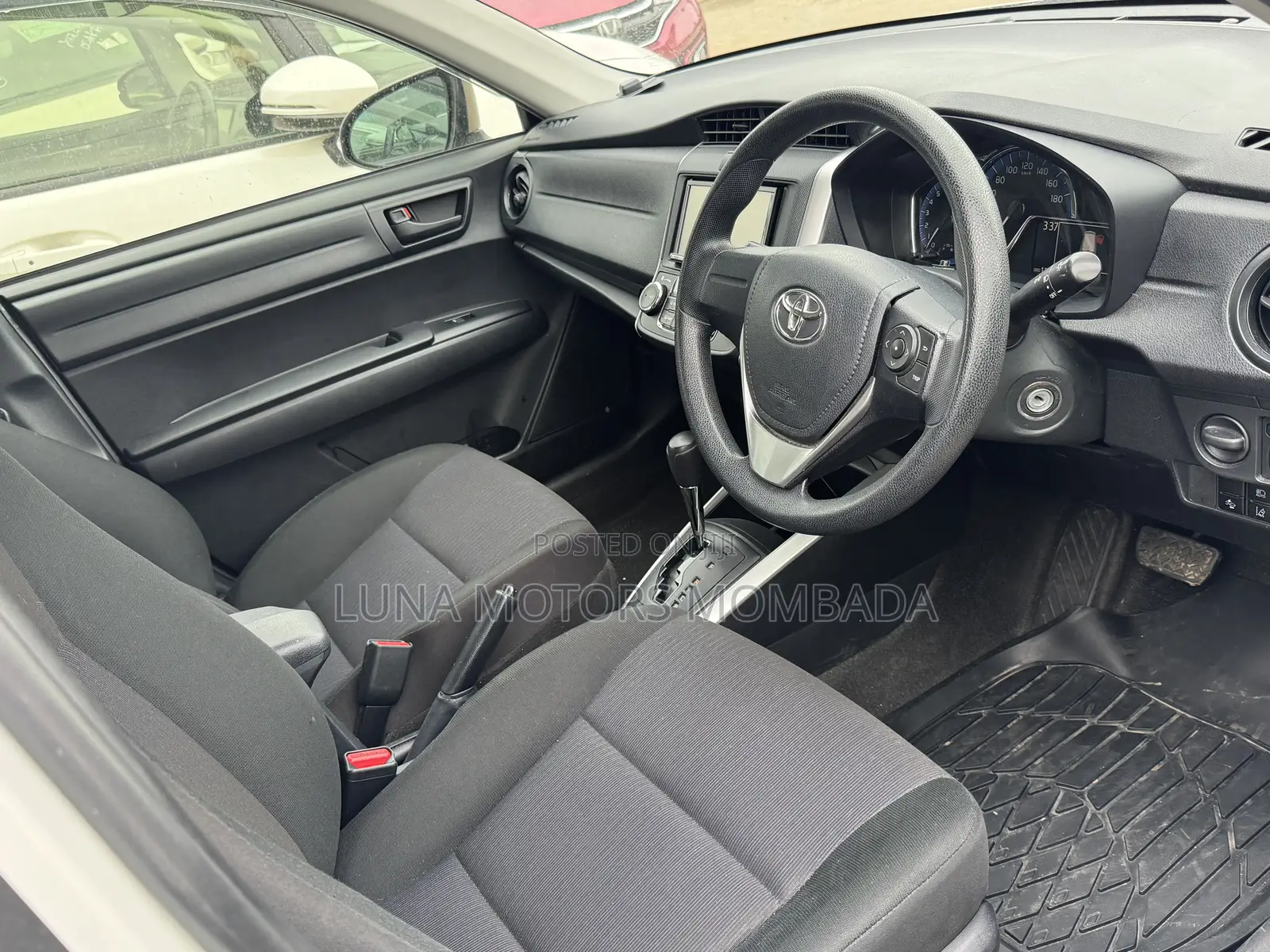 Toyota Corolla Fielder 2019 White
