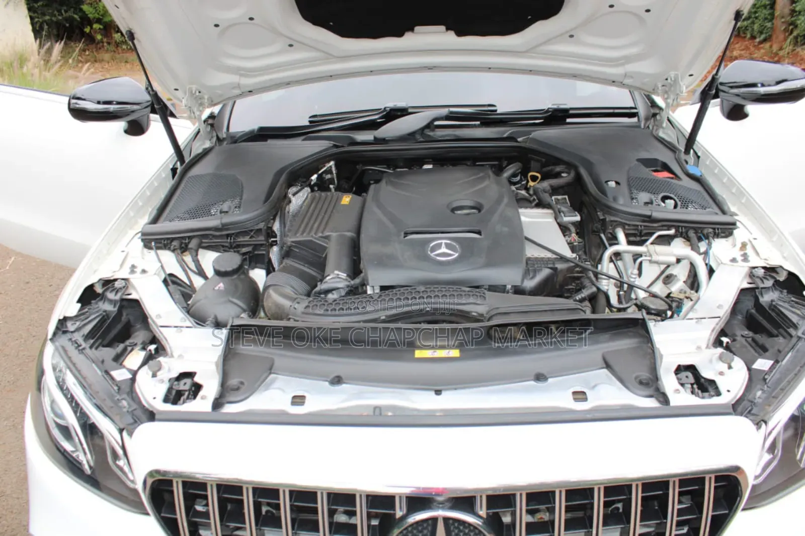 Mercedes-Benz E400 2019 White