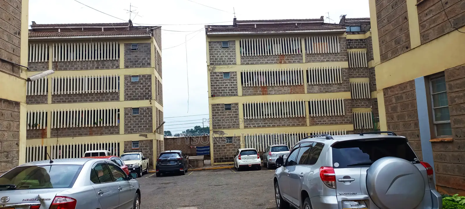 3bdrm Apartment in Kayvee Estate, South B for sale