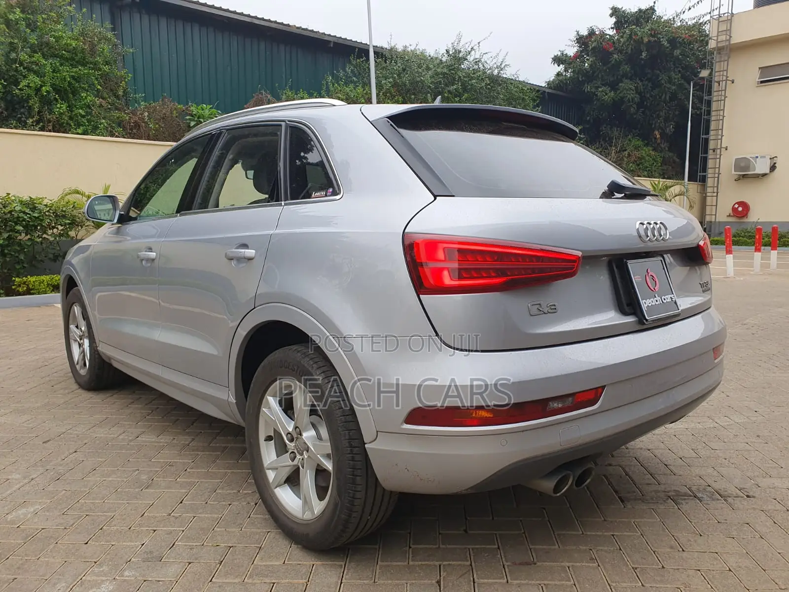 Audi Q3 2.0 TFSI 180hp 2016 Silver