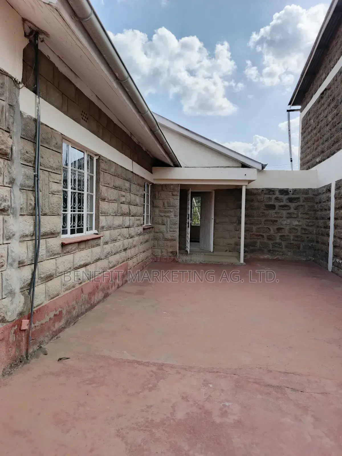 10bdrm House in Rongai for sale