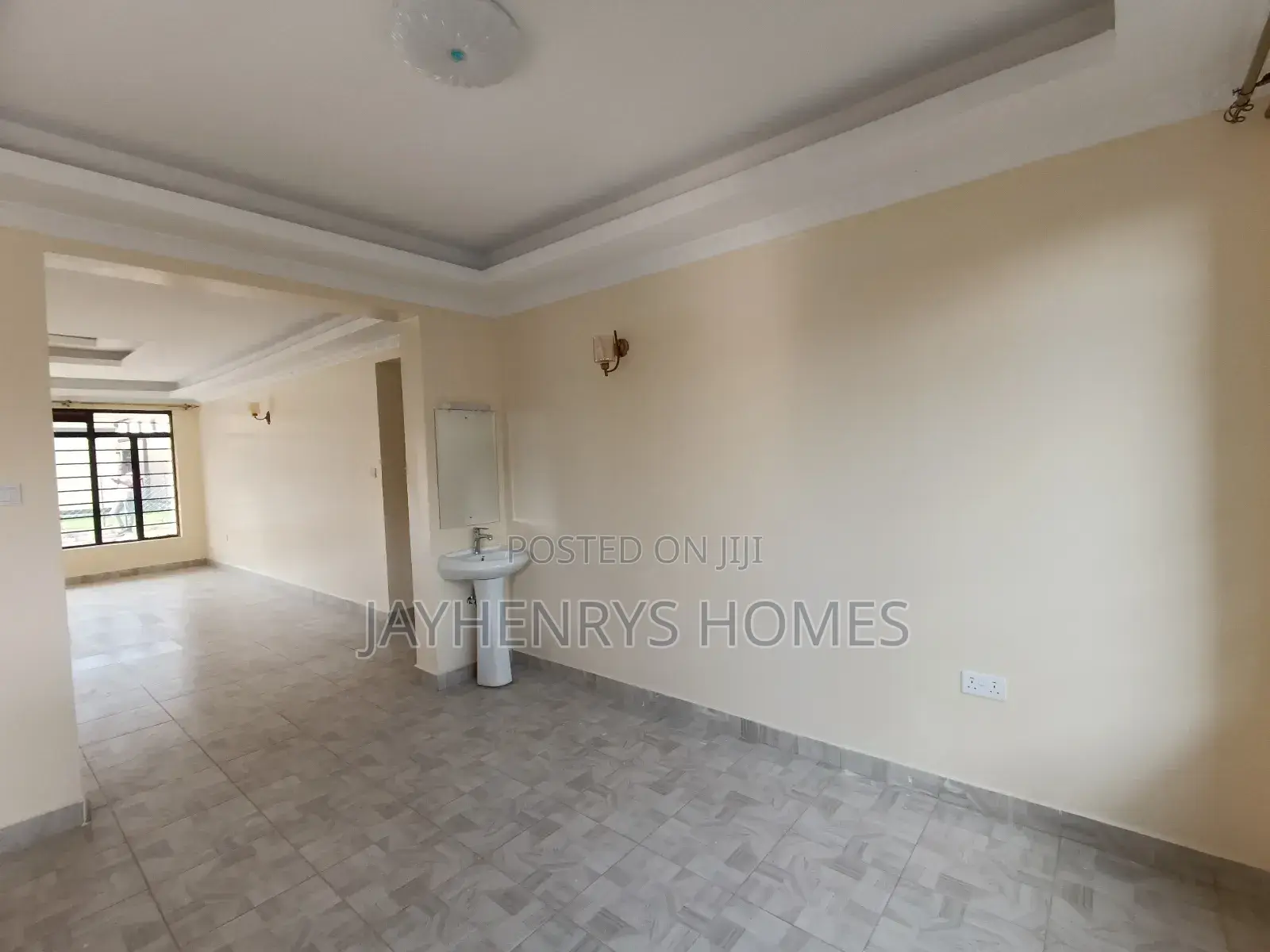 3bdrm Bungalow in Kimunyu, Kenyatta Road / Theta  for sale