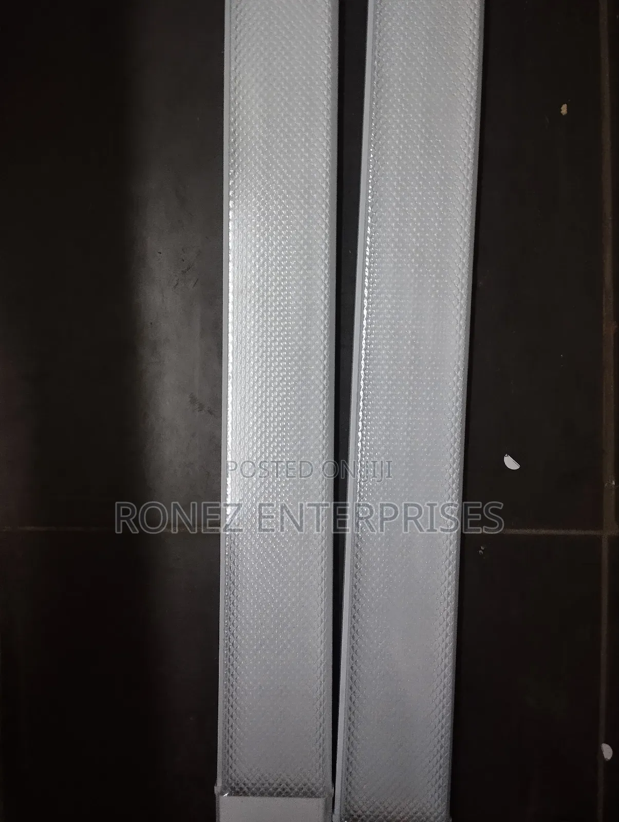 Dust Proof Led 4 Ft 120 WLTS