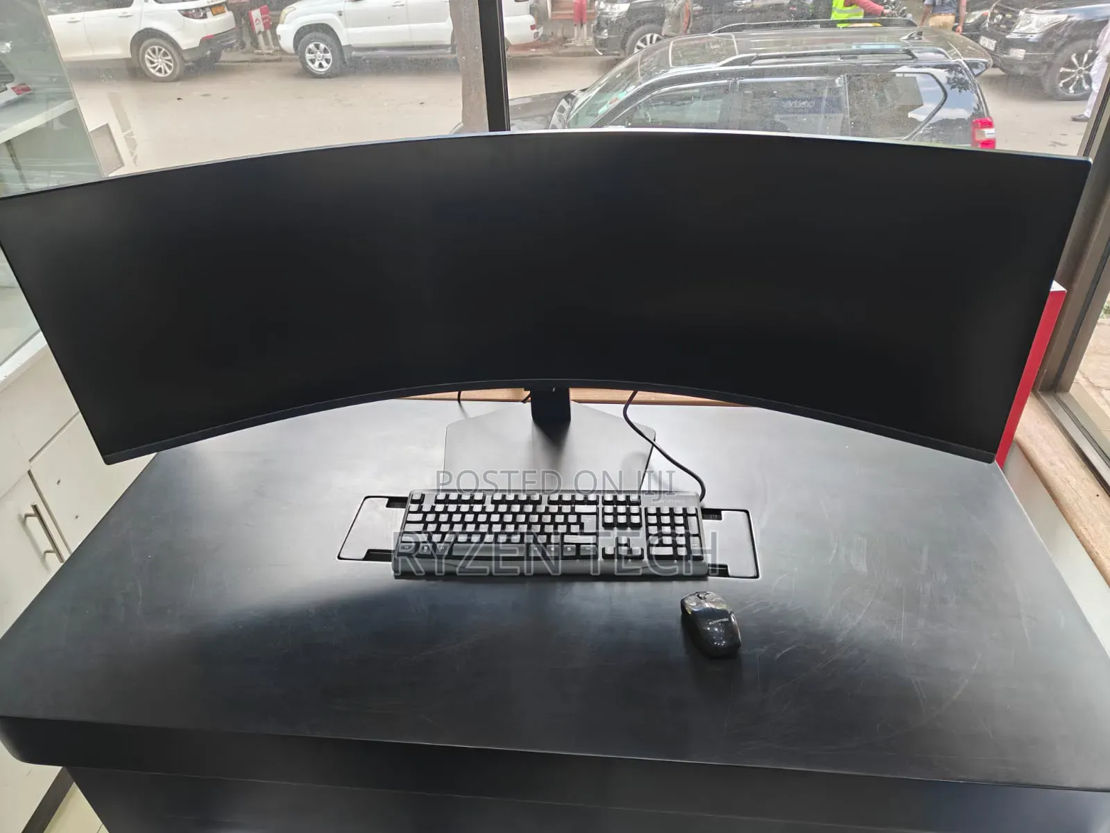 Samsung 49′′ Odyssey G9 Gaming Monitor