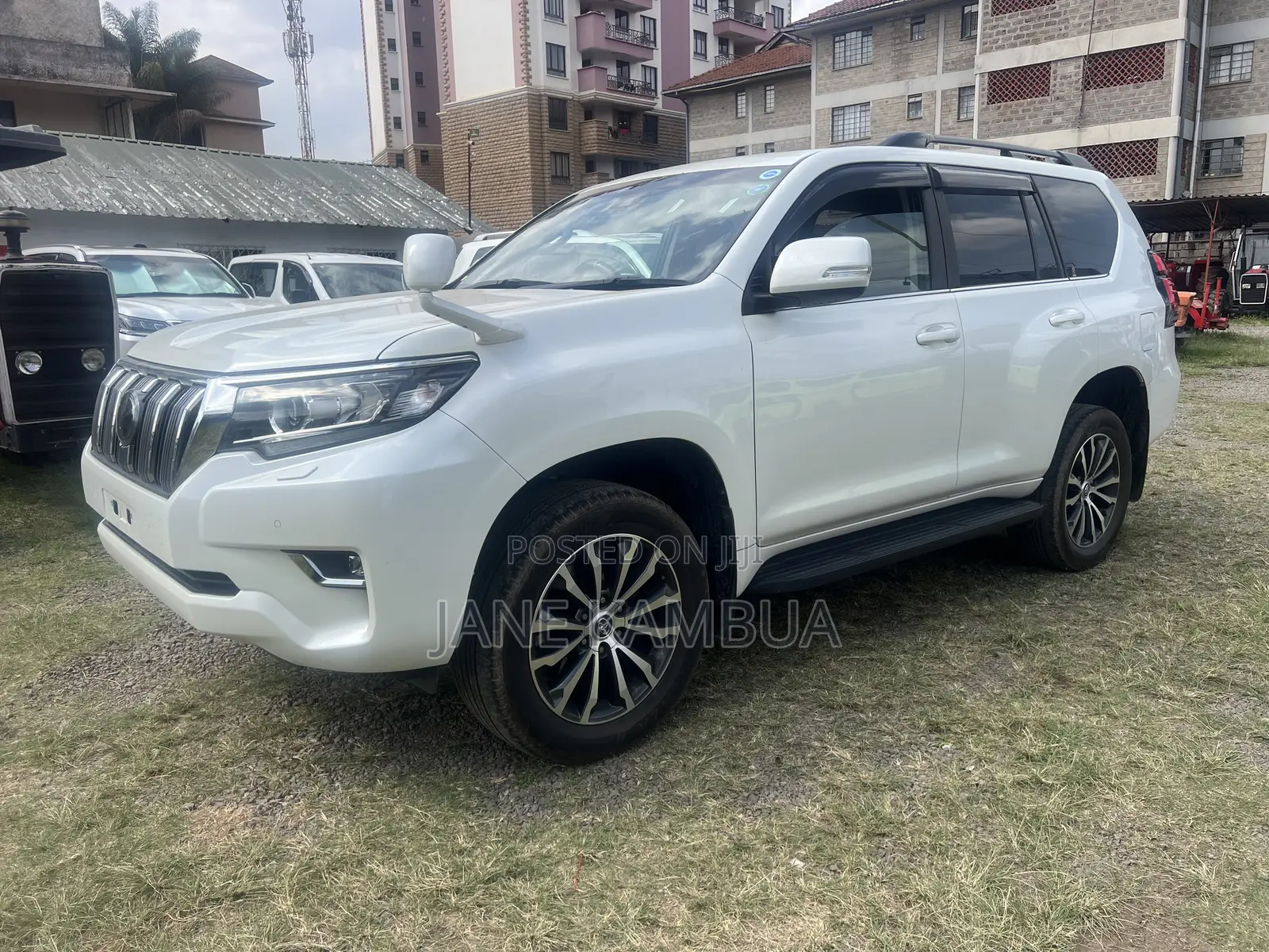 Toyota Land Cruiser Prado 2018 White