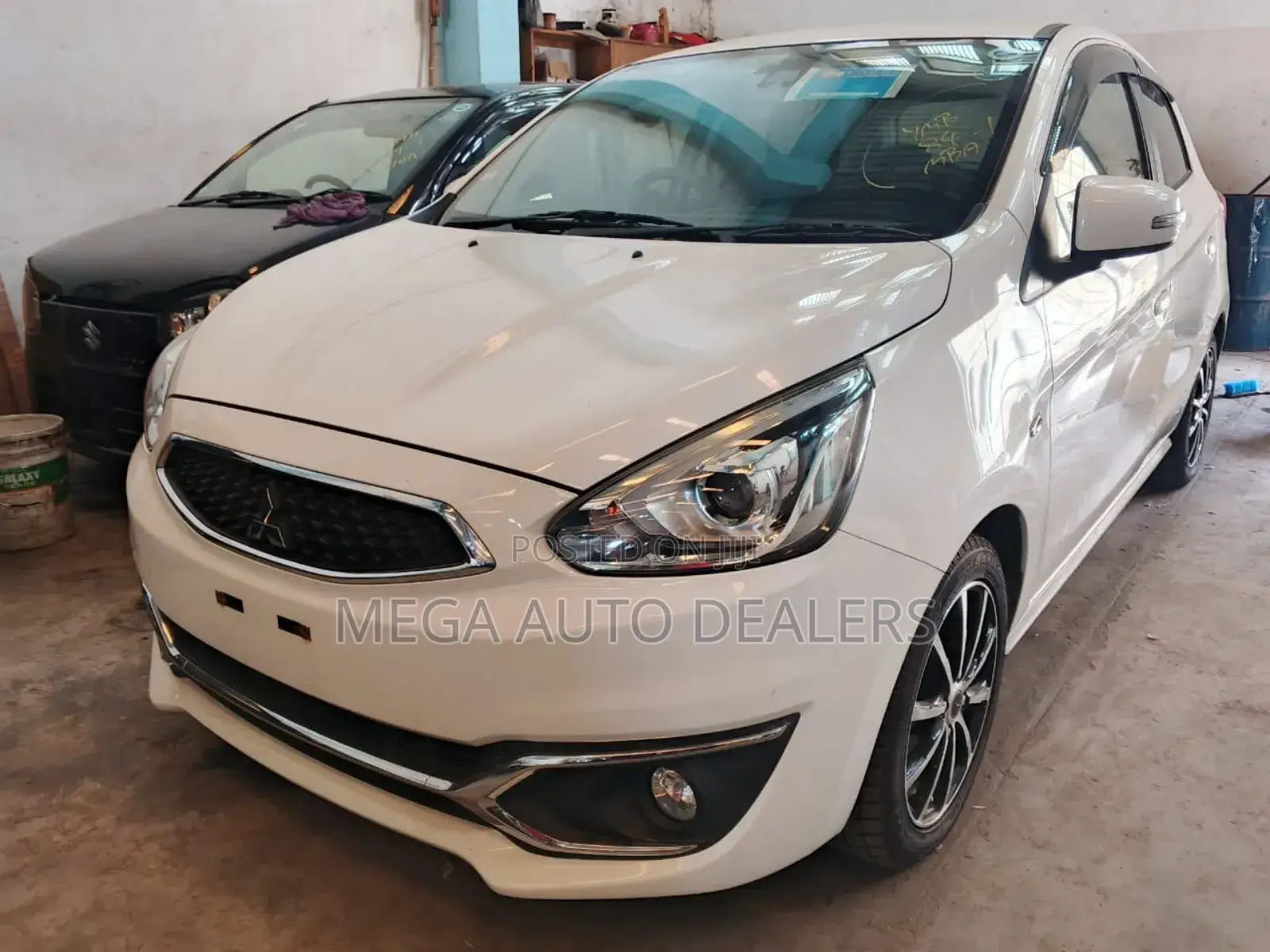 Mitsubishi Mirage 2018 White