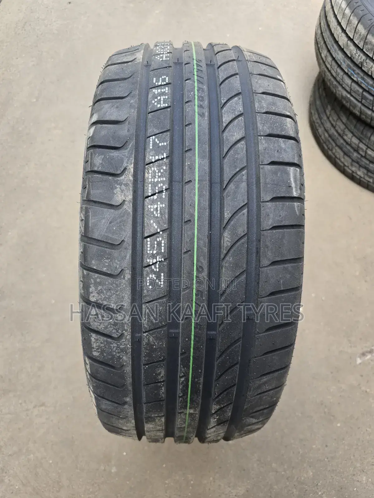 245/45r17 Boto Tyre