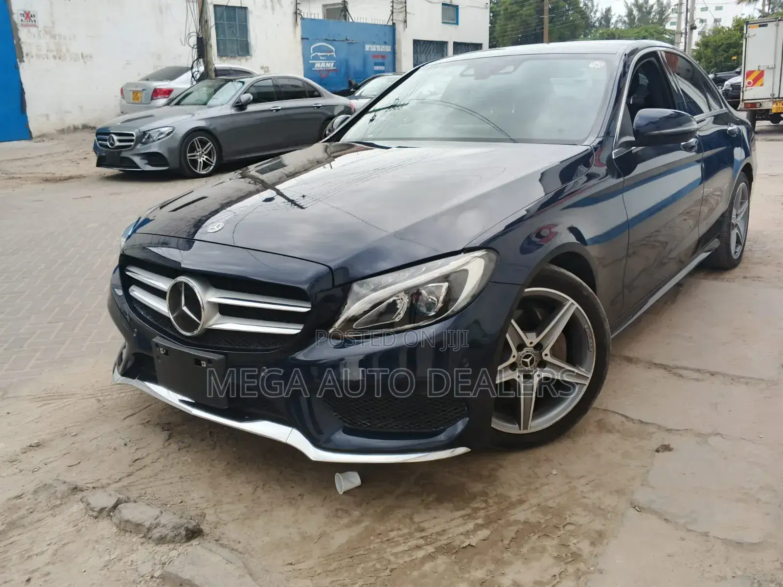 Mercedes-Benz C180 2018 Blue