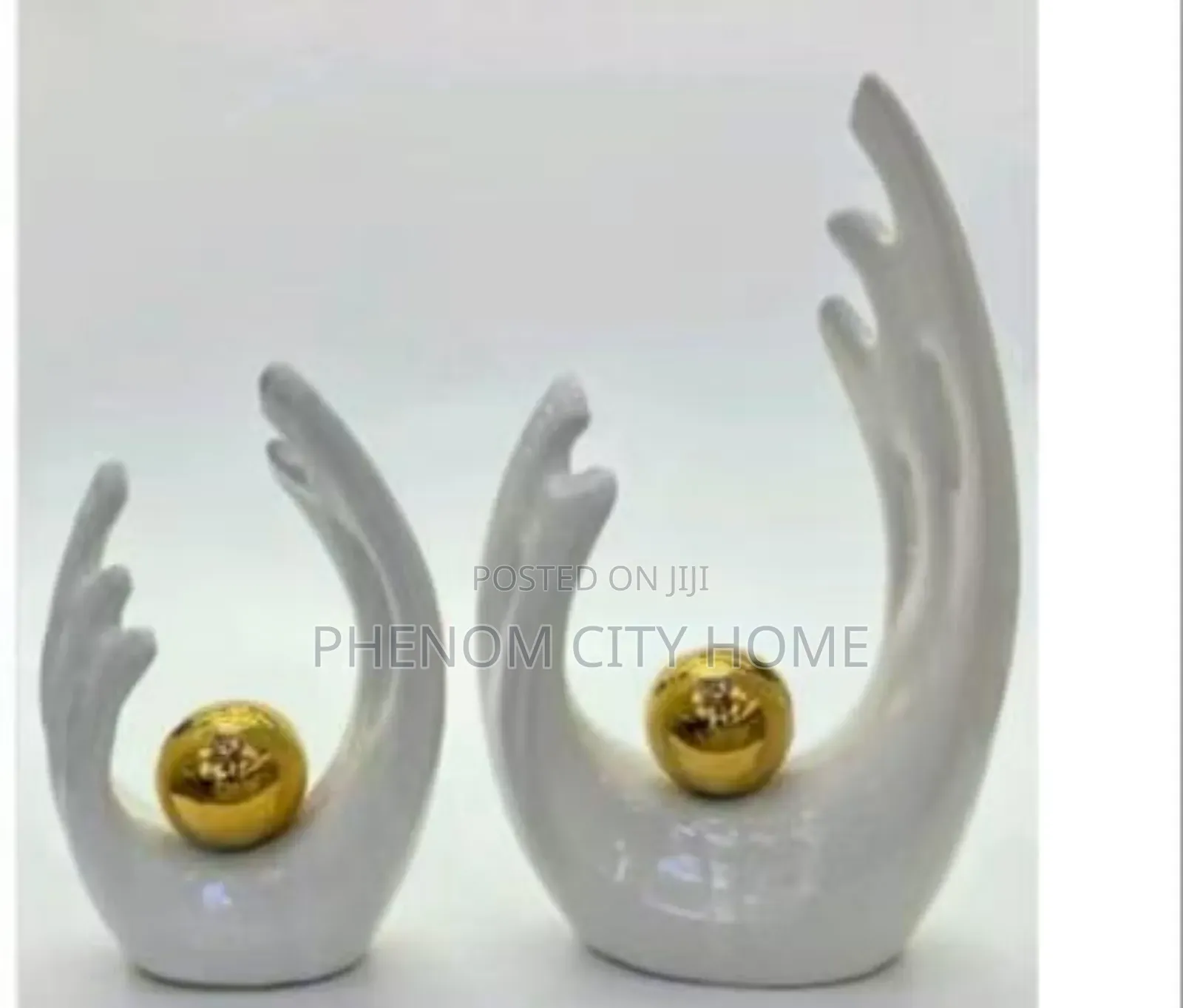 2 Piece Decorative Vases With Gold