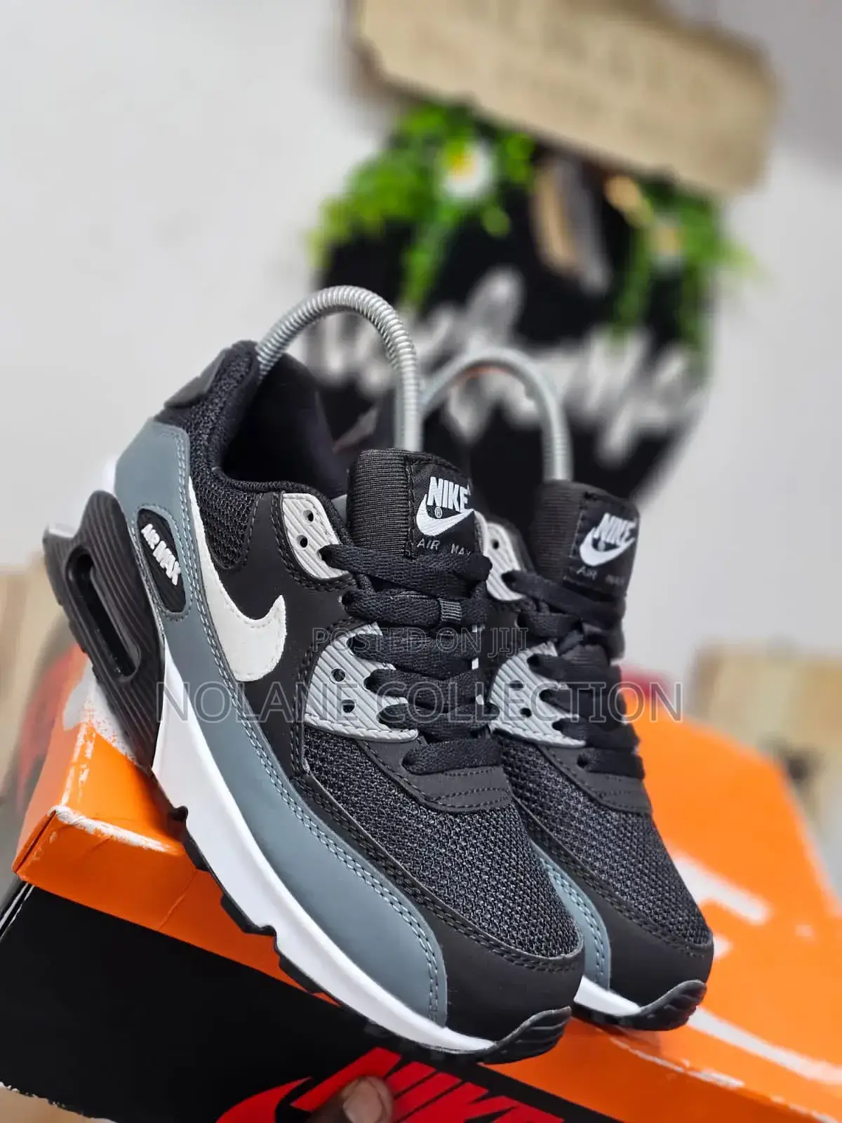 Unisex Nike Airmax 90 Sneakers