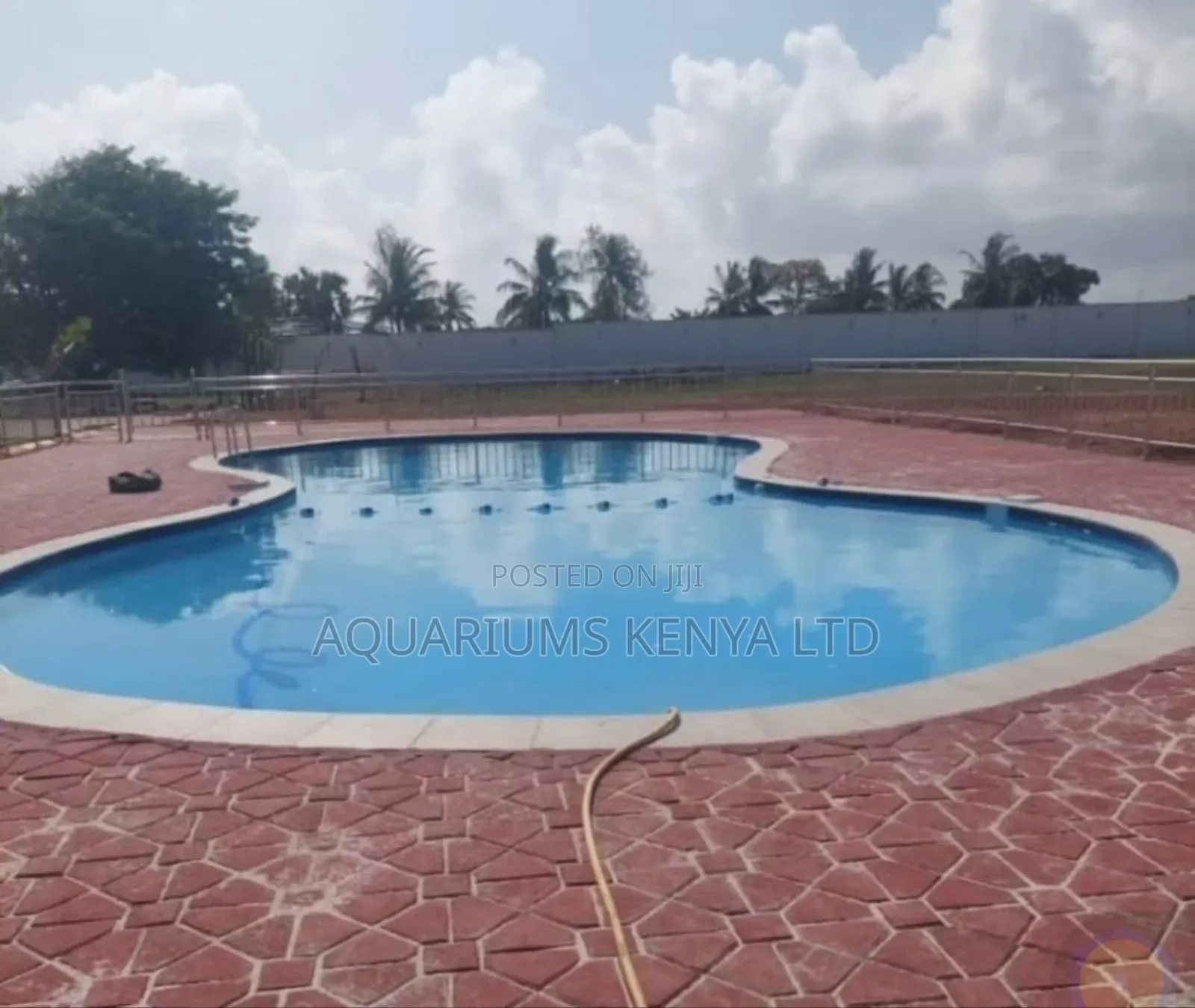 8-Shape Swimming Pool Construction 