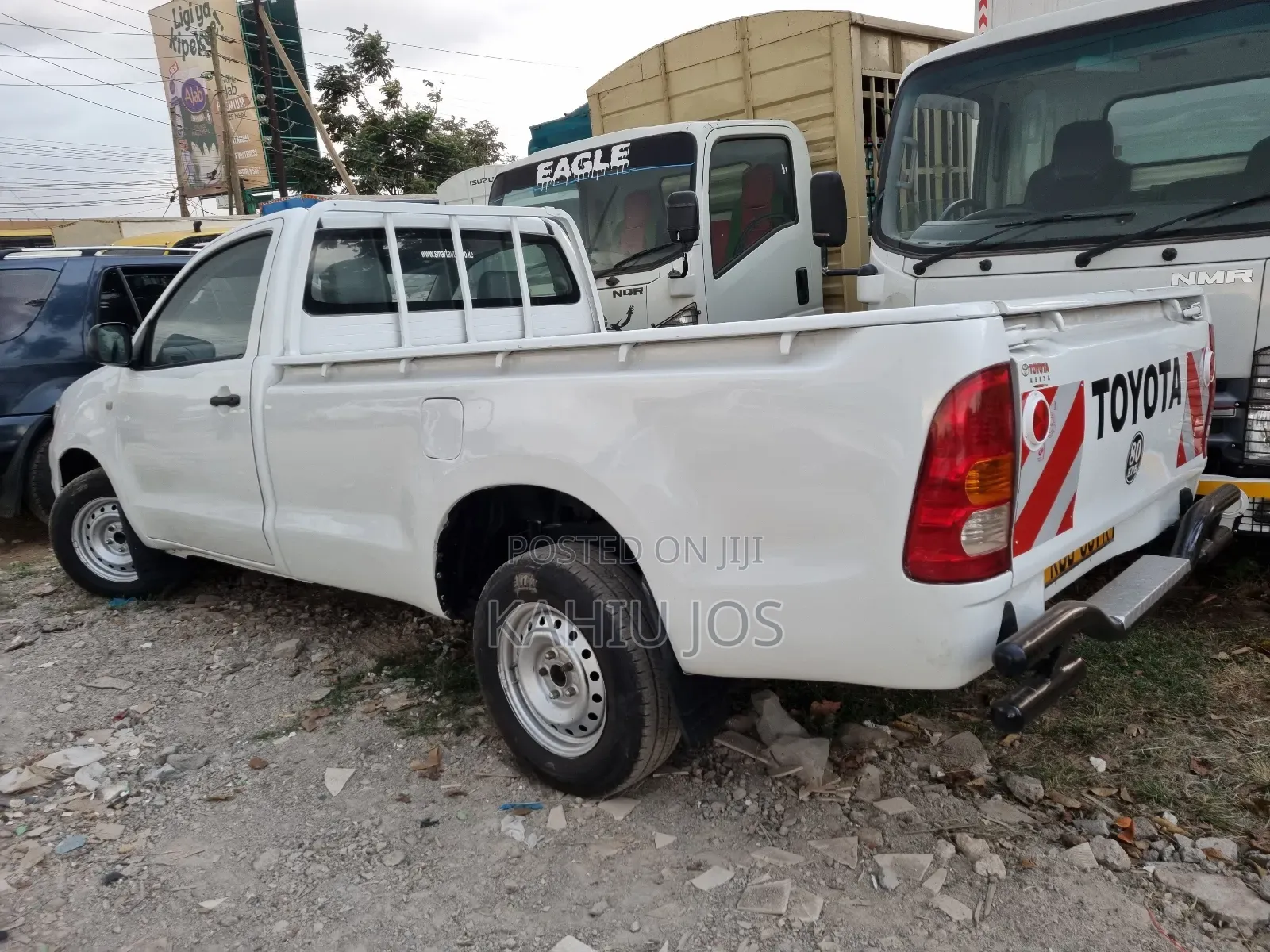 Toyota Hilux 2010 White