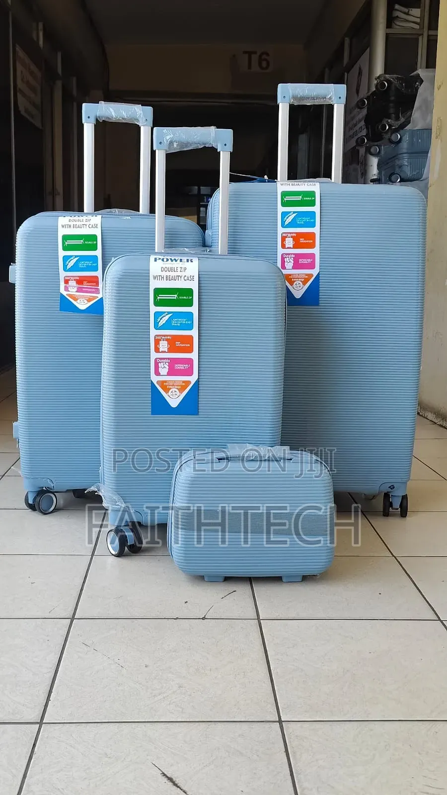 *4 N 1 Luxurious Unbreakable Pp Suitcase*
