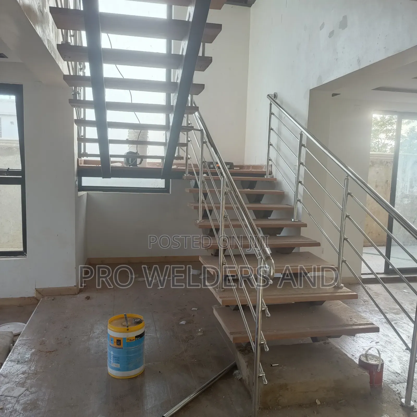 -Forever Polished – Premium Stainless Steel Railings!"