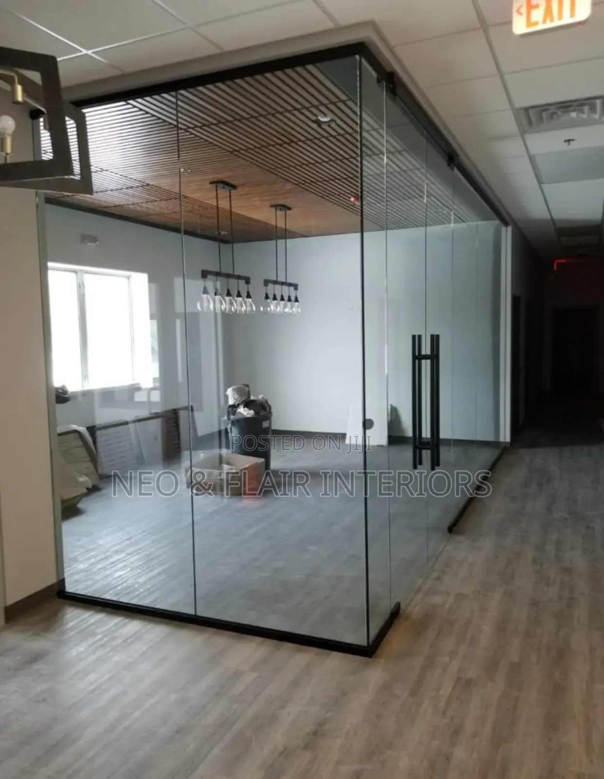 Frameless Office Partitions Elegant