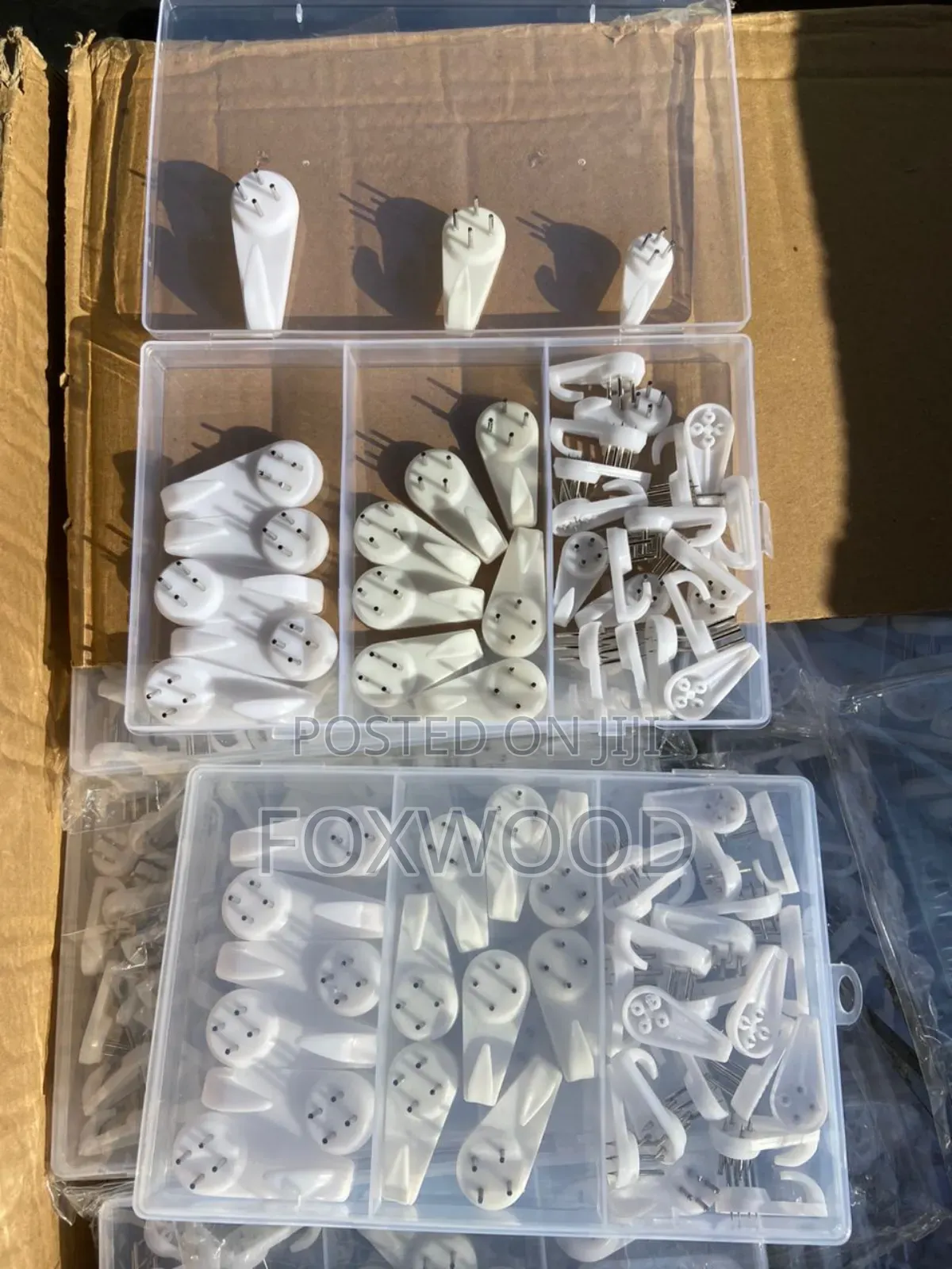 Aset of 34 Invisible Nail Wall Hooks,
