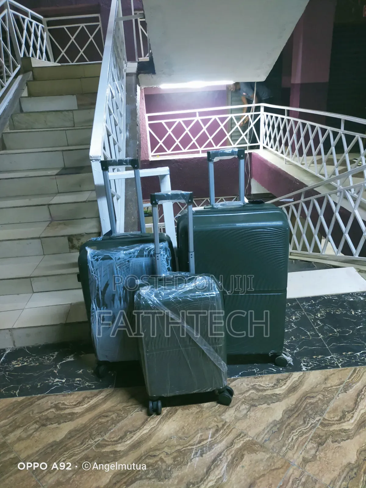 *3 in 1 Unbreakable Double Zip Suitcase