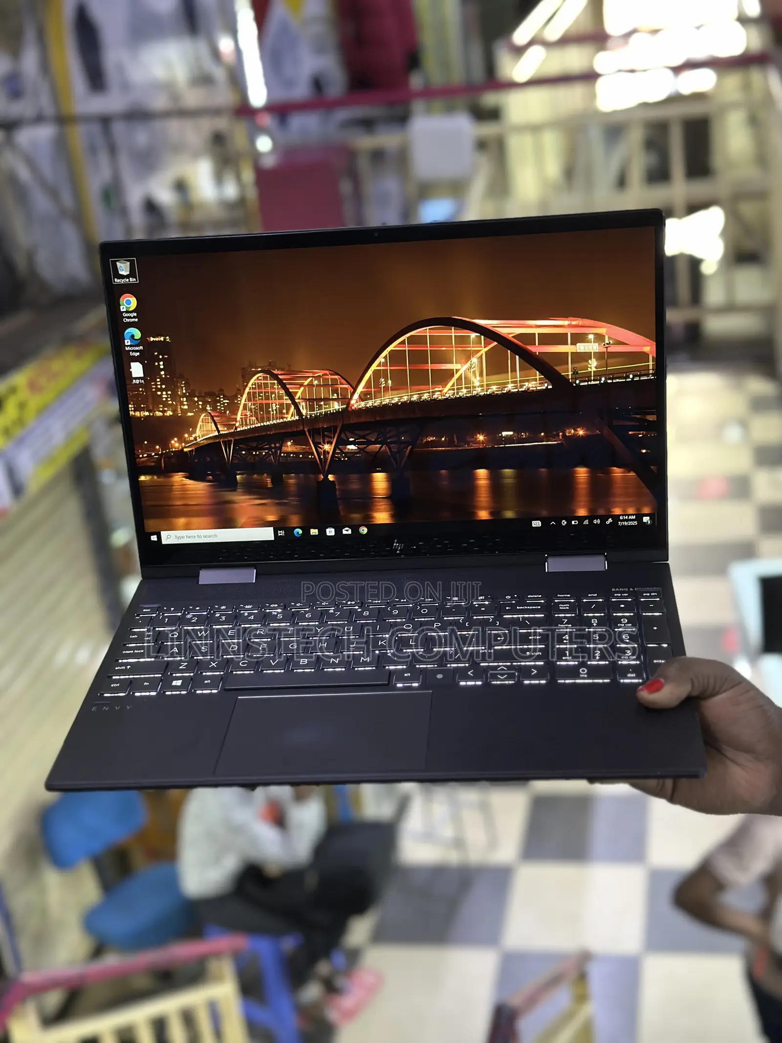 Laptop HP Envy X360 12GB AMD Ryzen 7 SSD 512GB