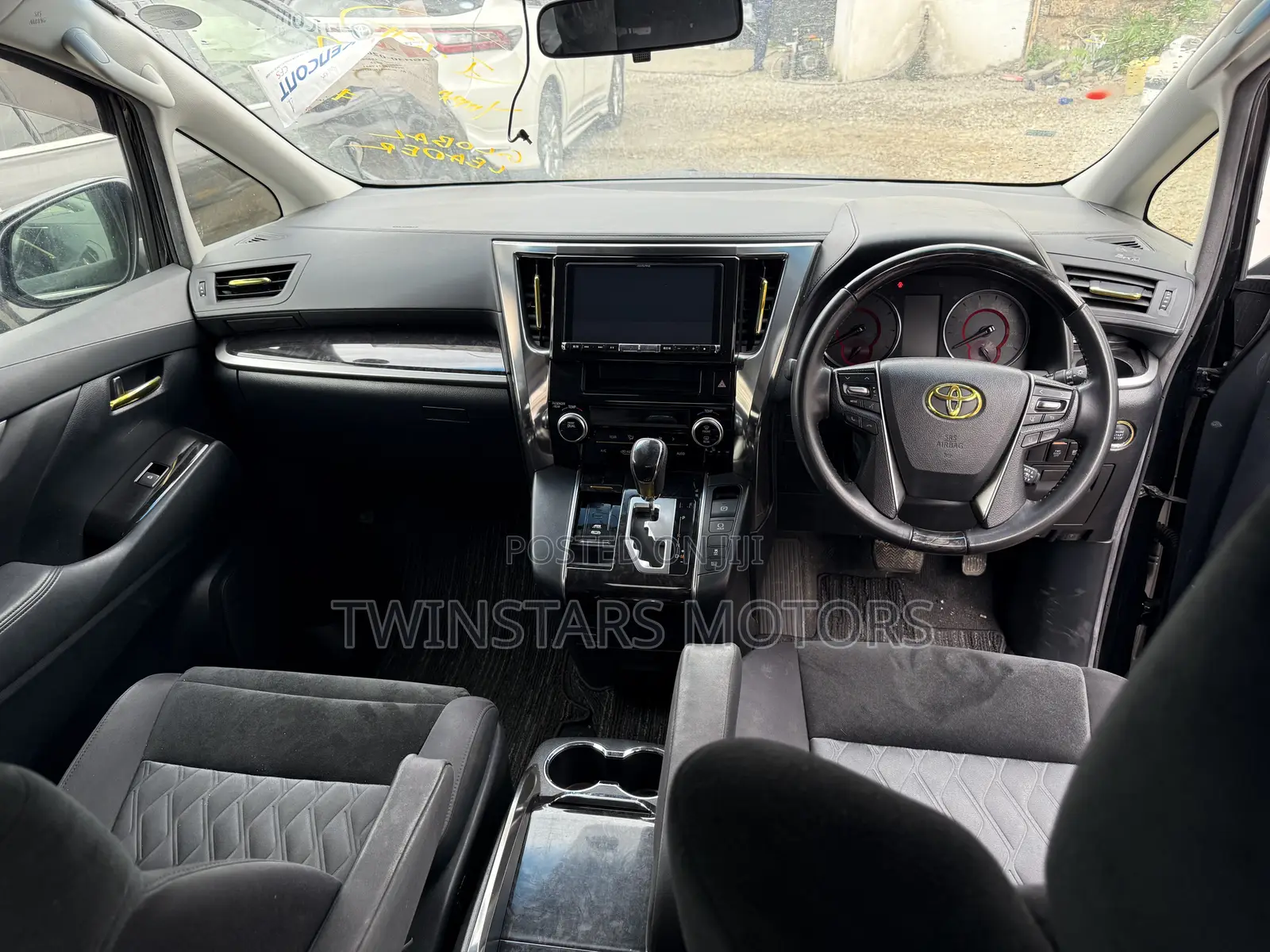 Toyota Alphard 2.5 Petrol FWD 2018 Black