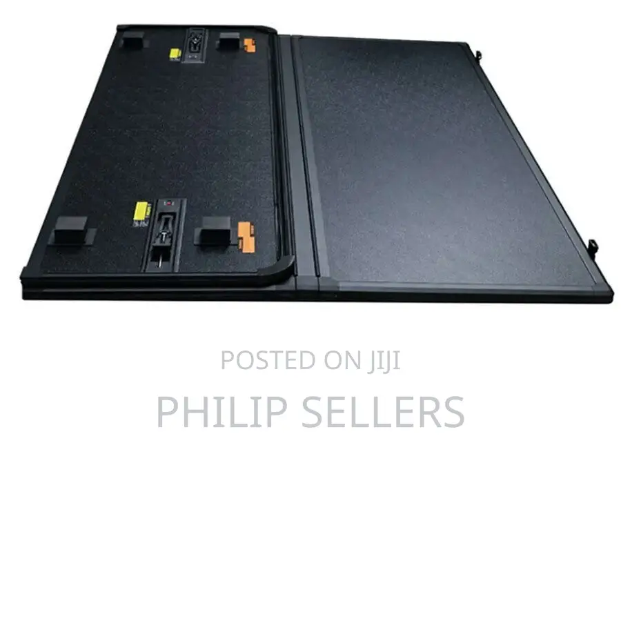 Tri-Fold Folding Hard Tonneau Cover Suits Crew Cab