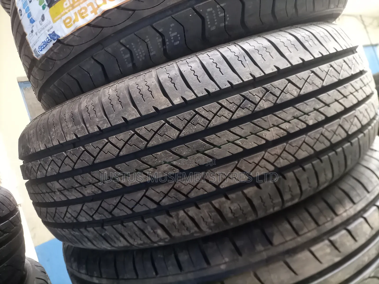 225/60r17 Comforser Tyres