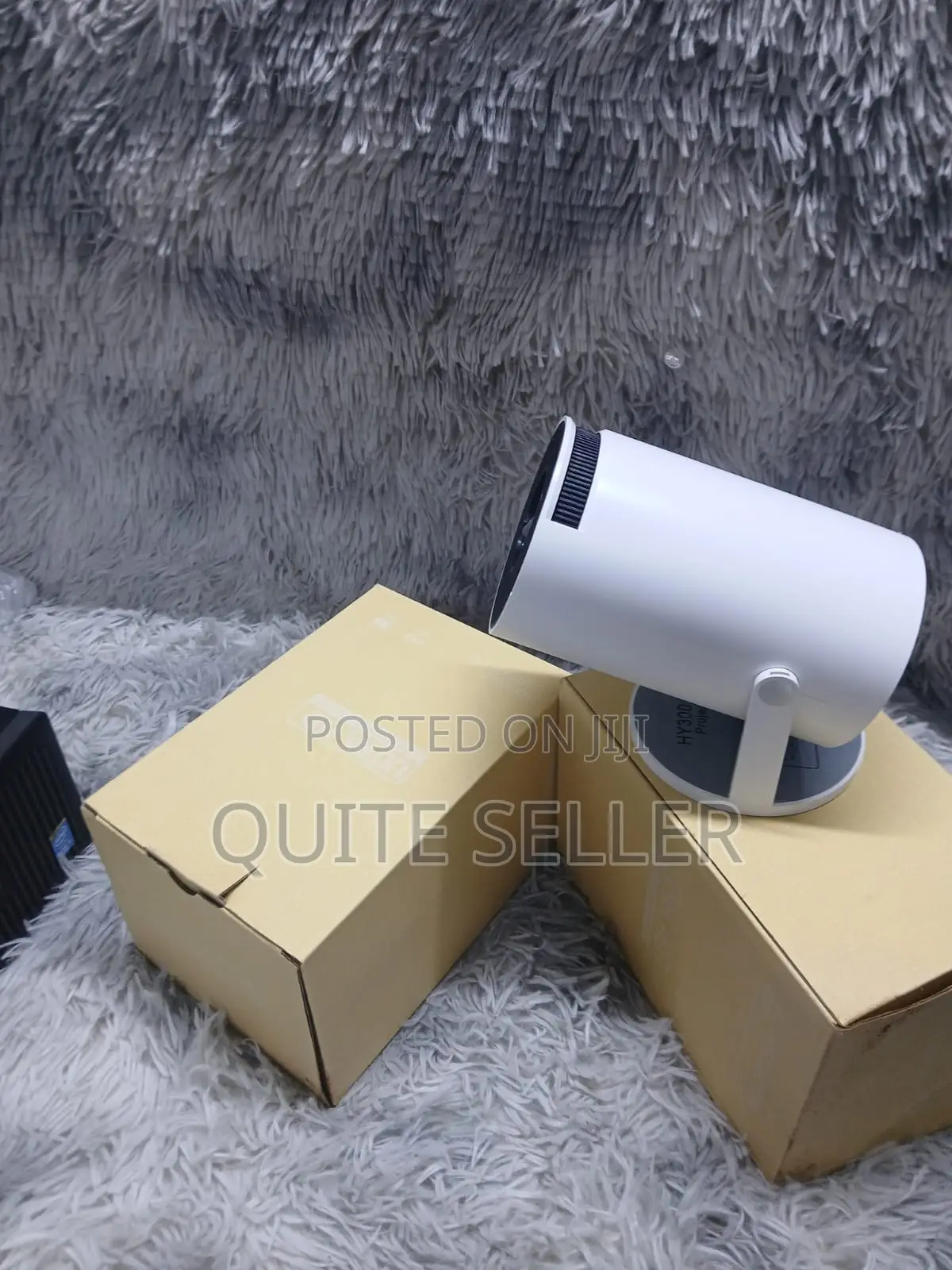 Travelling Portable Android 13 Hy300 Projector Wifi