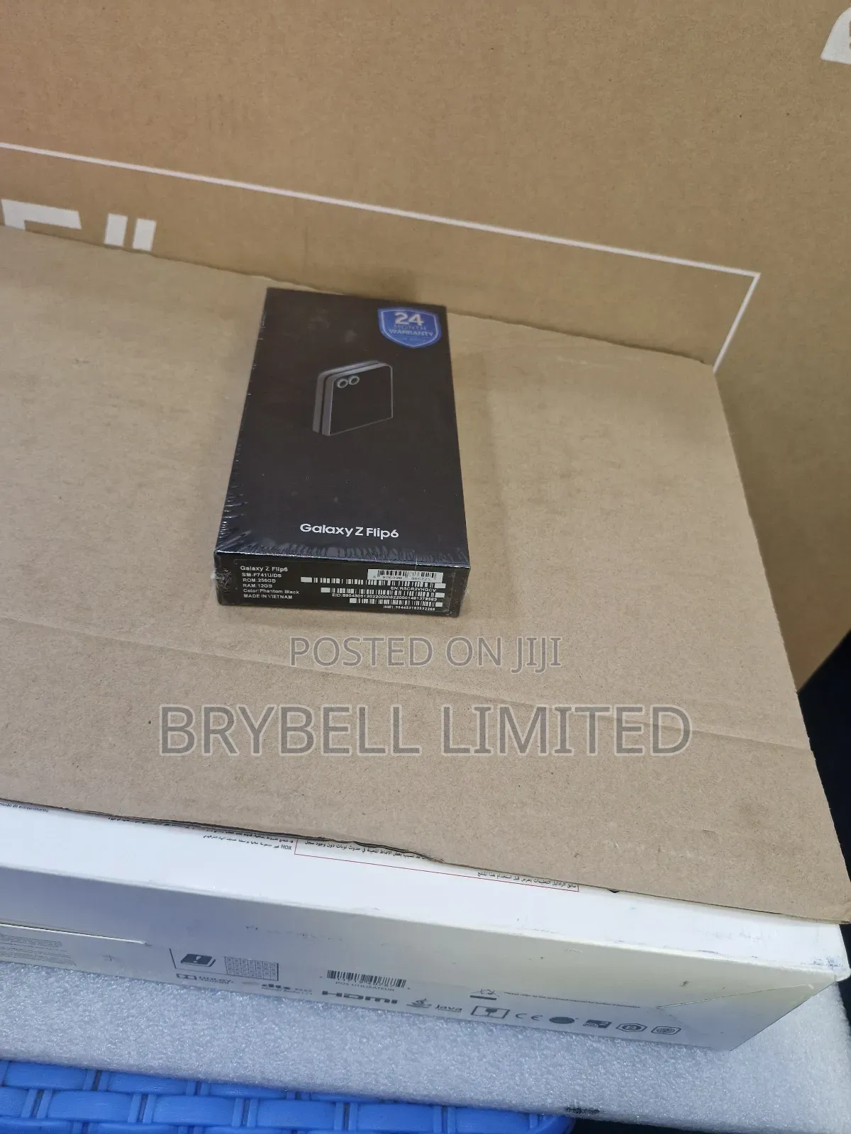New Samsung Galaxy Z Flip6 256 GB Silver