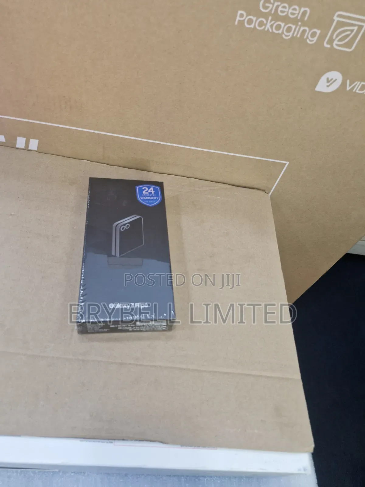 New Samsung Galaxy Z Flip6 256 GB Silver