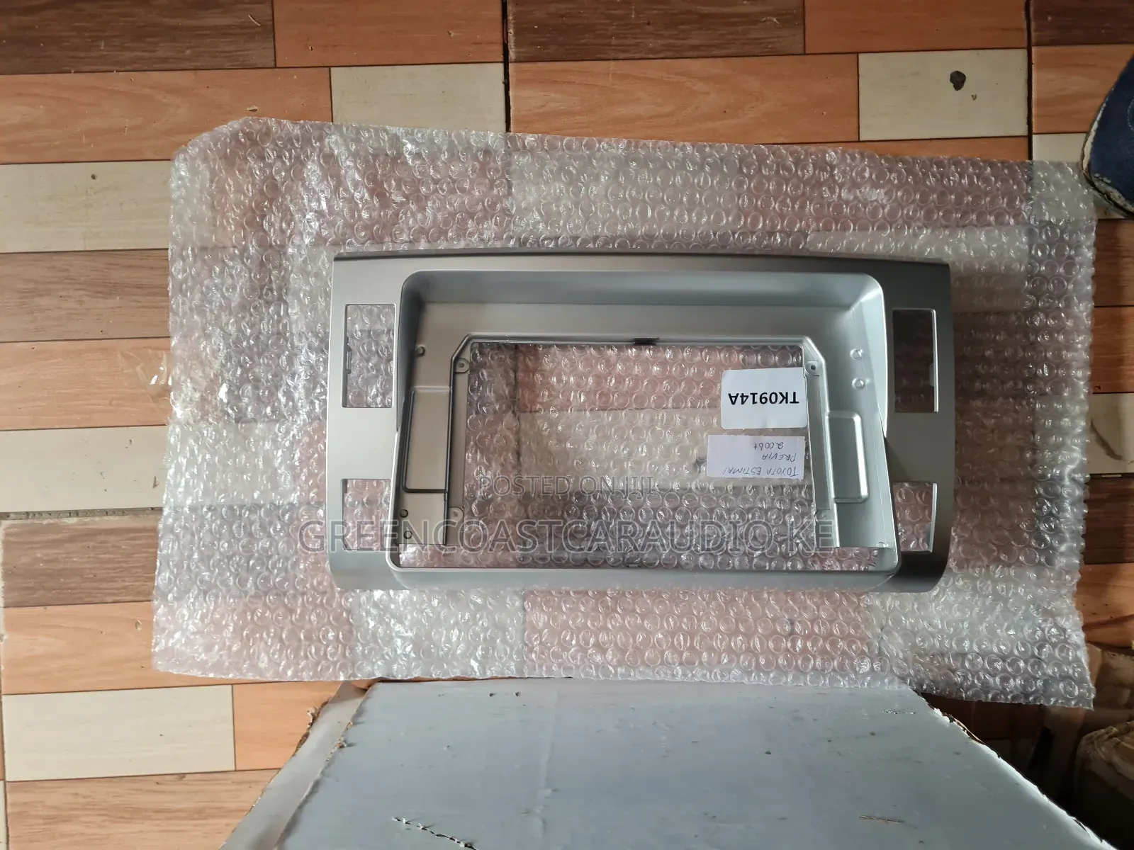 Toyota Estima 2006+ Android Radio Console or Frame, Fascia
