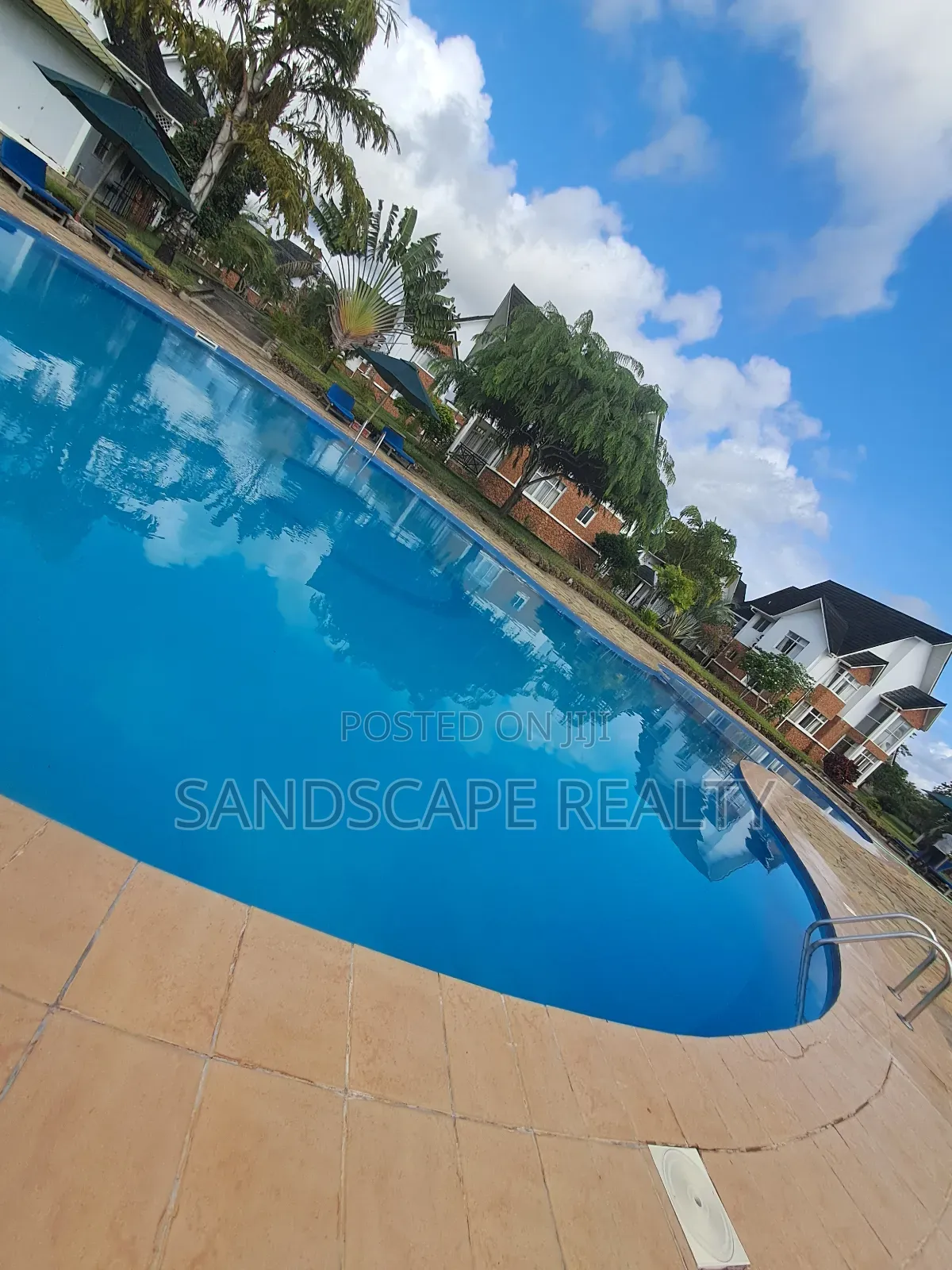 Furnished 3bdrm Mansion in -, Diani for sale