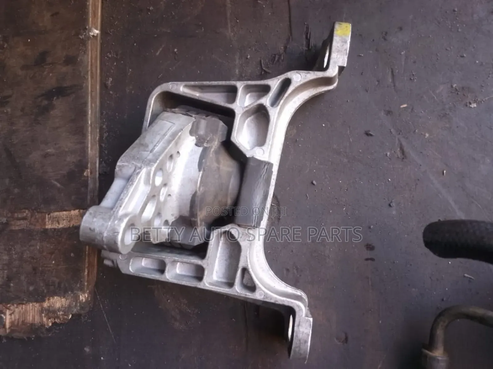 Mazda Axela Engine Mountain