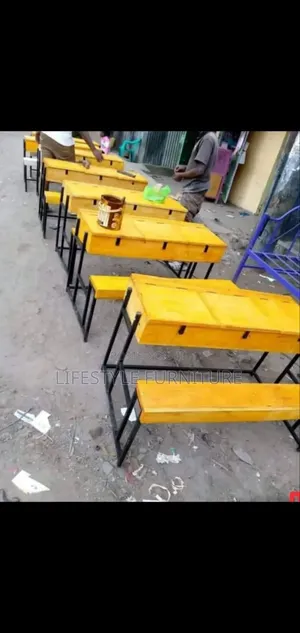 Primary School Desks Discounted Rate