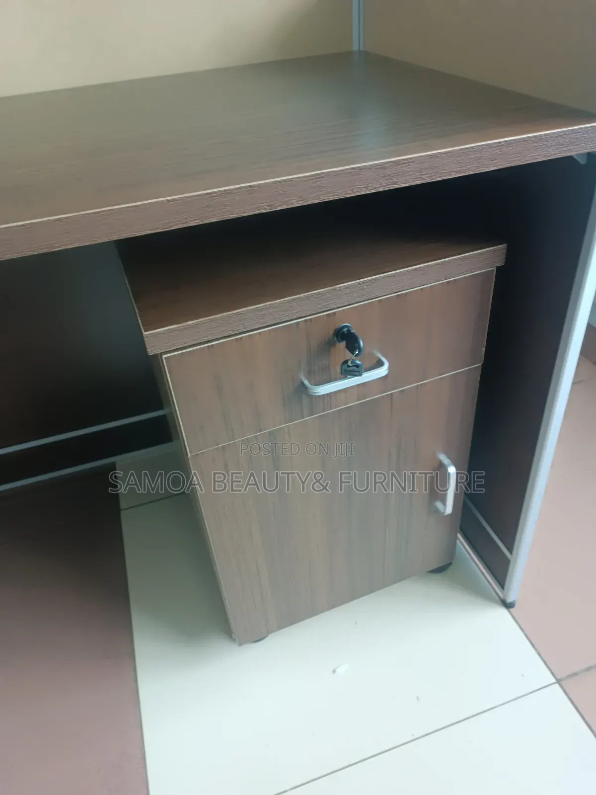 Office Station