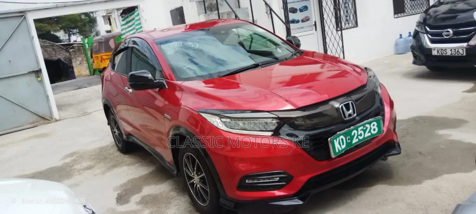 Honda Vezel 1.5 Hybrid 2WD 2019 Red