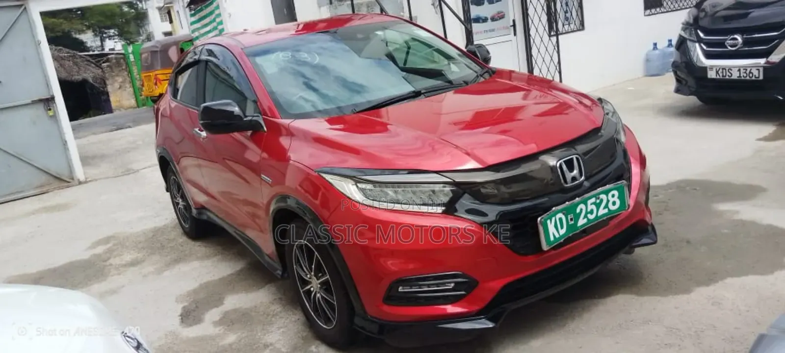 Honda Vezel 1.5 Hybrid 2WD 2019 Red