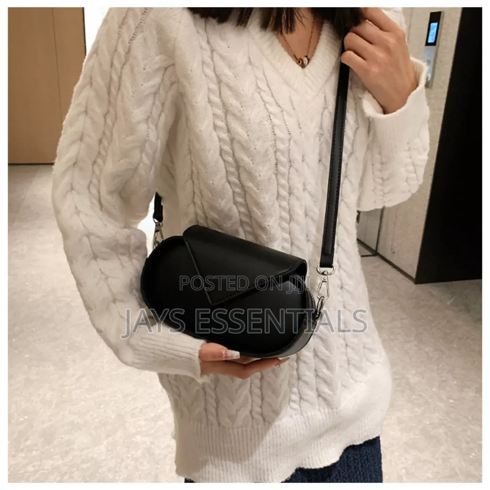Minimalist and Timeless Bag