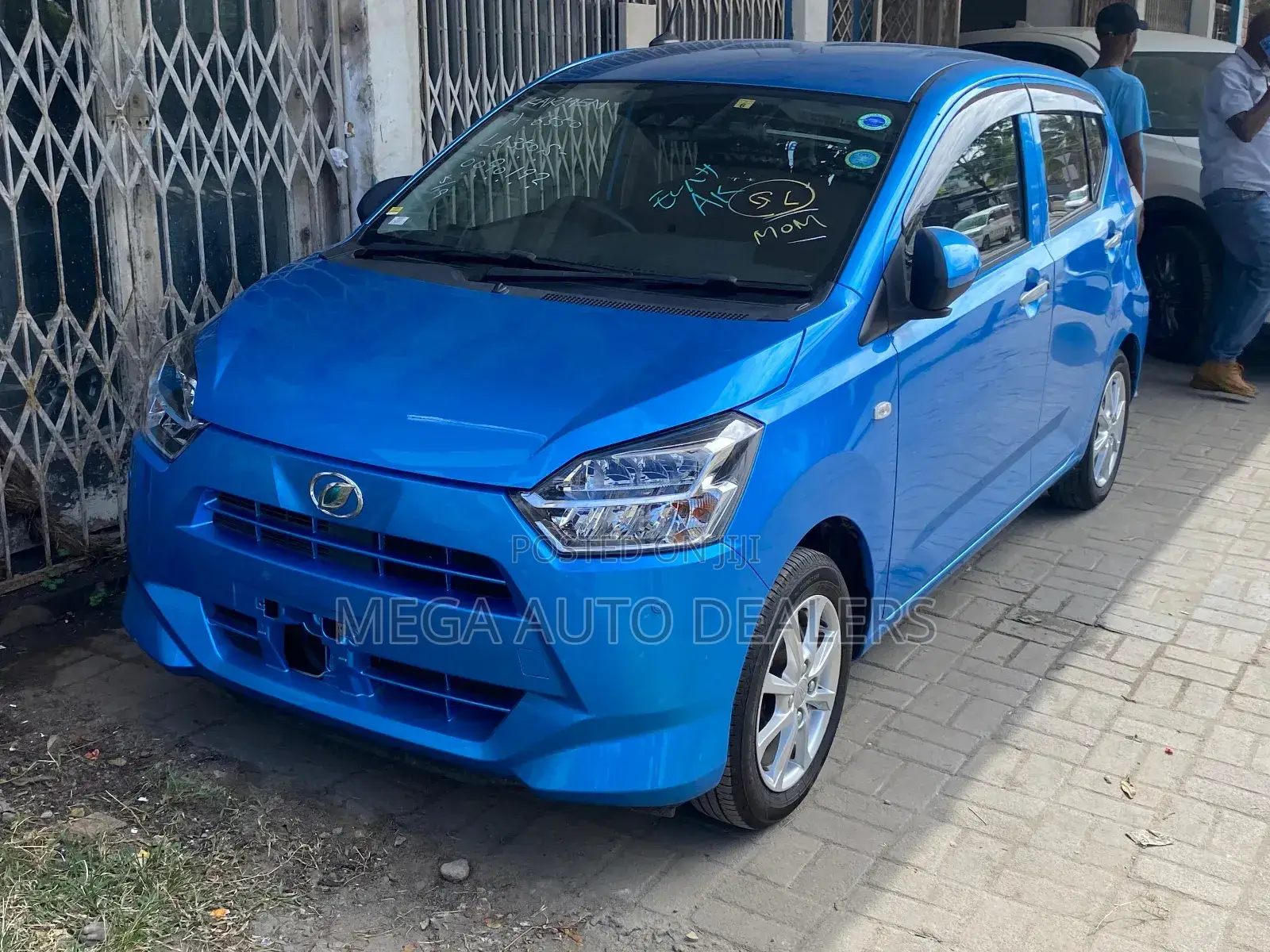 Daihatsu Mira 2018 Blue