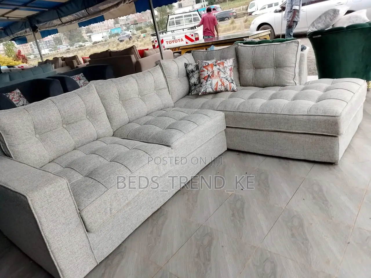 Normal Elegant 6 Seater Chester L Seat